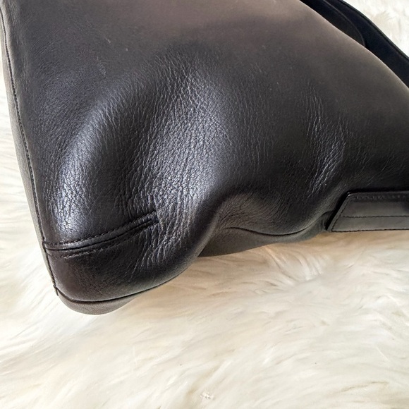Vintage Coach#9326 Black Leather Shoulder Bag - Picture 9 of 15